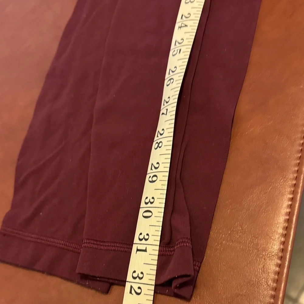 lululemon athletica stylish burgundy